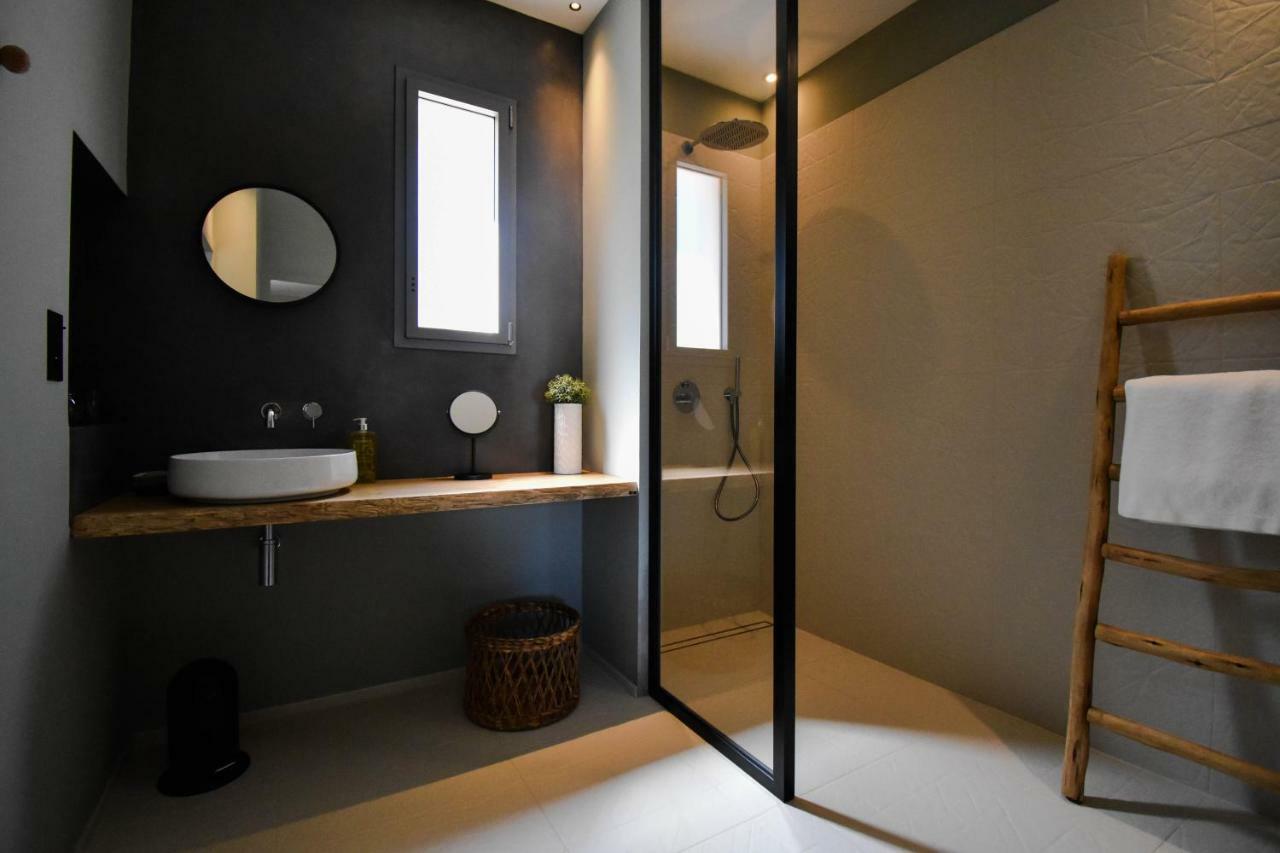 Les Loges En Provence "Villa Garrigue" Villeneuve-les-Avignon Exterior photo